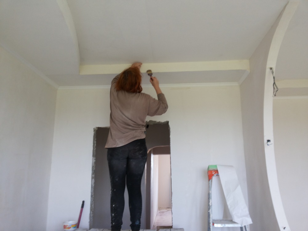Шпакловка таван от гипсокартон преди боядисване